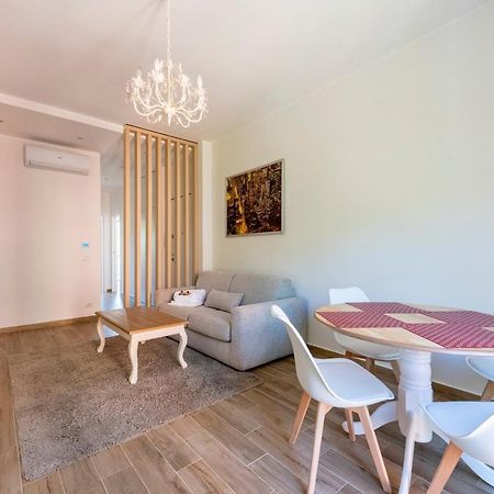 Joivy Lele Apartment With Swimming Pool 拉帕洛 外观 照片